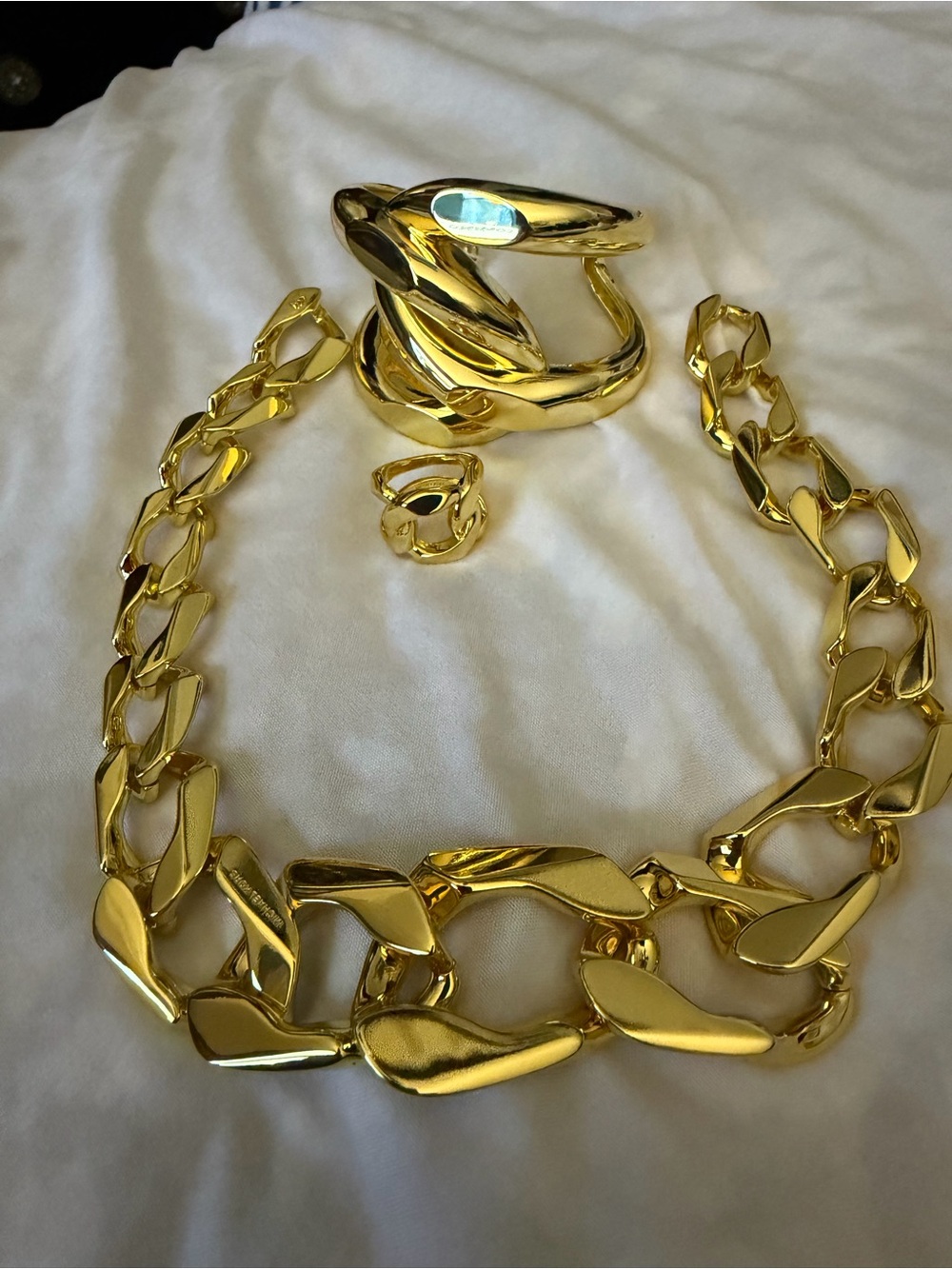 Michael Kors Shiny Gold Chunky Link Necklace with Matching Ring & Bracelet